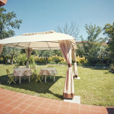 B&B Il Lupo E La Quercia Castelnuovo Magra Bagian luar foto